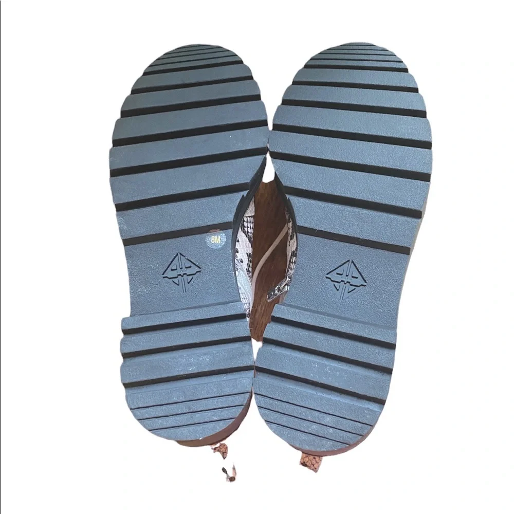 NWOB Antonio Melani Combat Boots - Picture 7 of 8